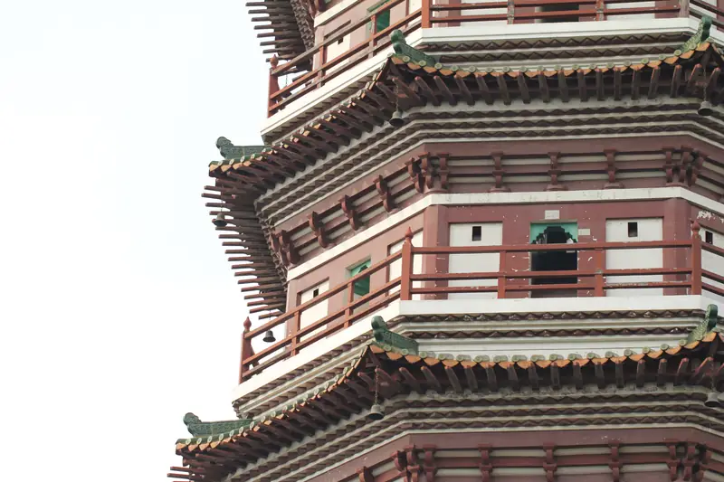 Đền Sáu Cây Dâu