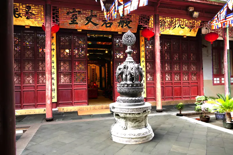 Chùa Phật Ngọc