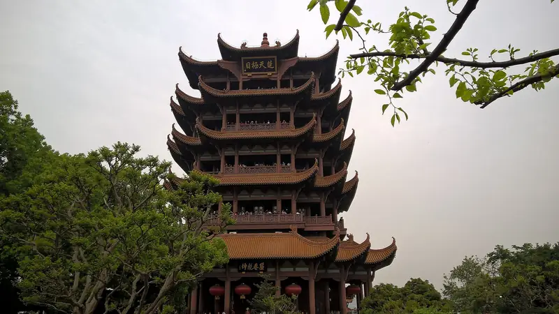 Menara Yellow Crane